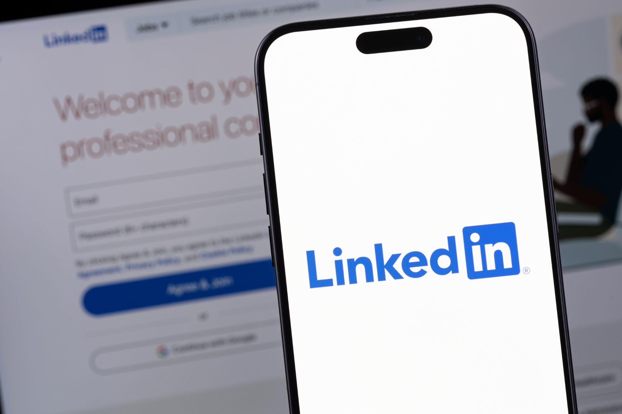 LinkedIn number filtering: Protecting user privacy and preventing phishing attacks
